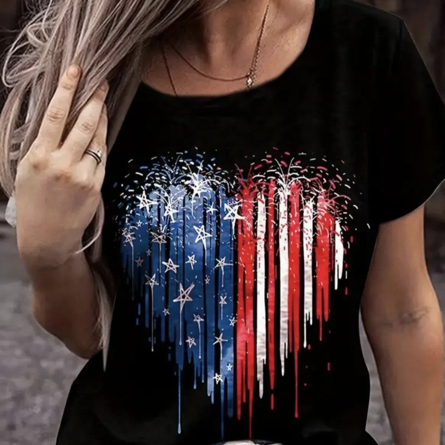 American Flag Heart Tee - Women's Chic Casual Short Sleeve Top